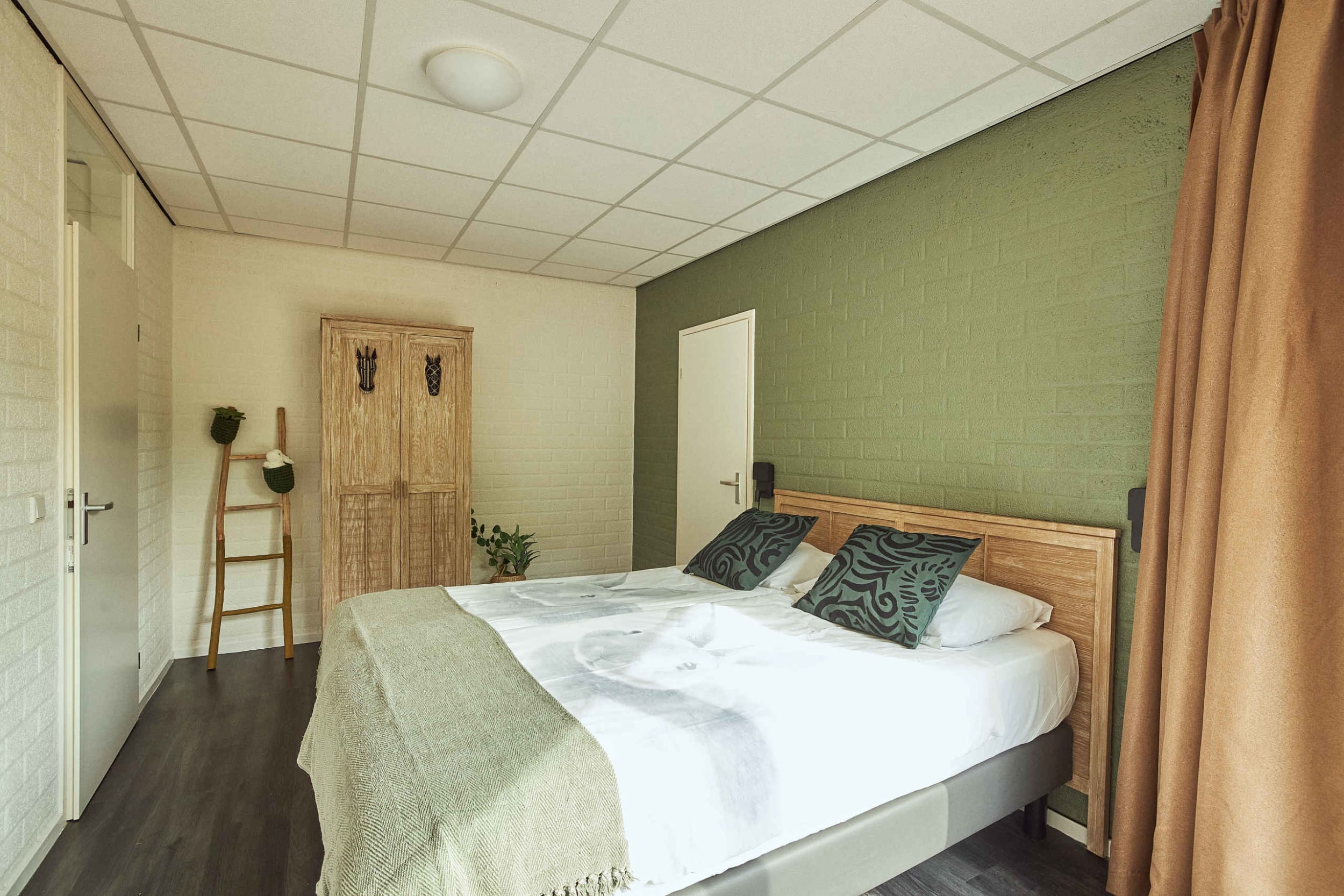slaapkamer-tweepersoonsbed-bungalow-das-vakant