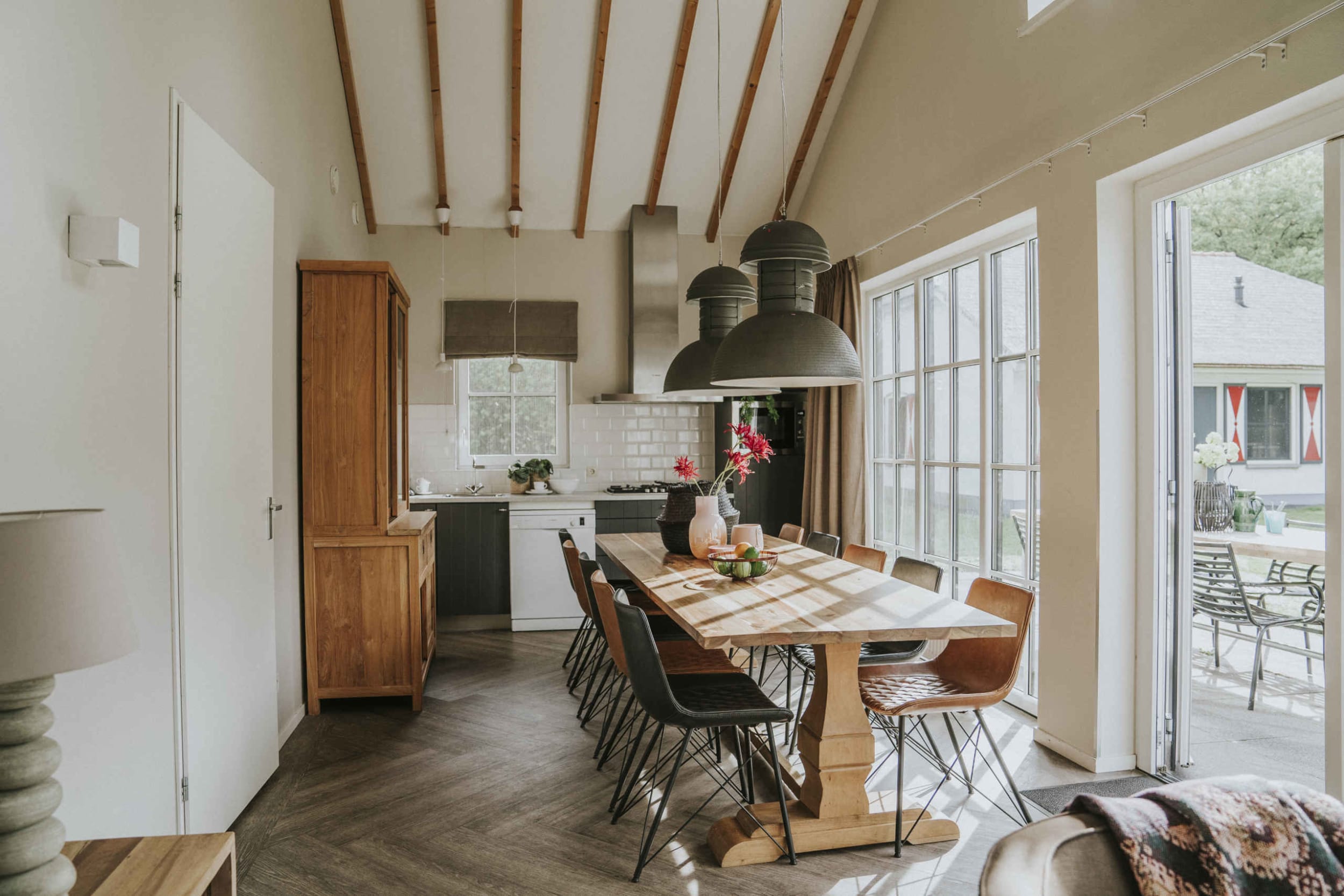 eetkamer-villa-alpaca-vakantiepark-dierenbos